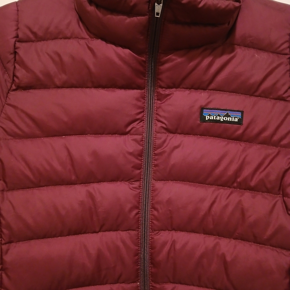 Patagonia Maroon Puffer Jacket - Picture 3 of 5
